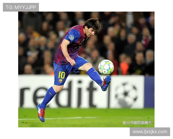 小蜘蛛模仿梅西练任意球未果 小蜘蛛模仿梅西练任意球未果